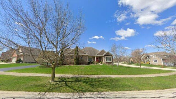 720 evergreen ln, sugar grove, il 60554