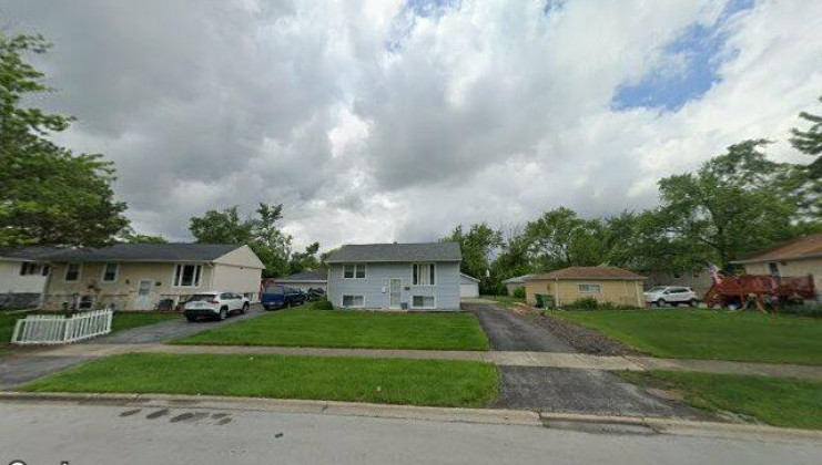 100 pine ln, glenwood, il 60425
