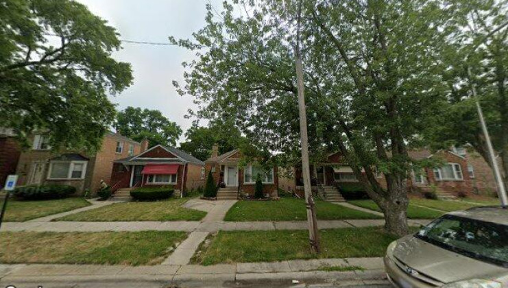 14431 emerald ave, riverdale, il 60827