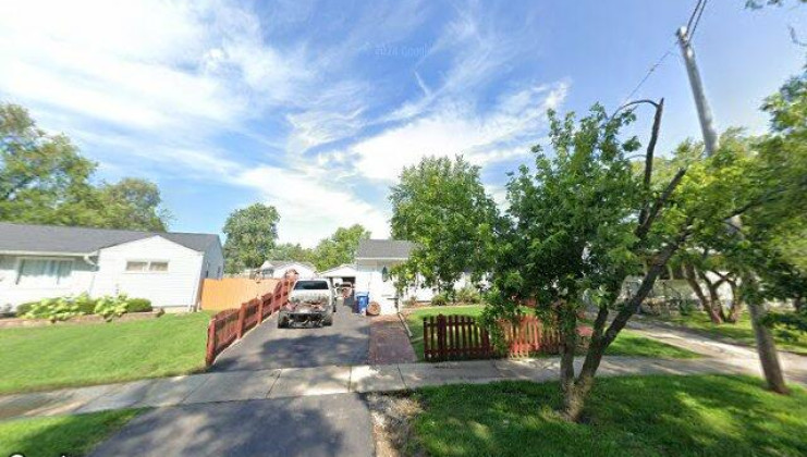 2246 ottawa rd, waukegan, il 60087