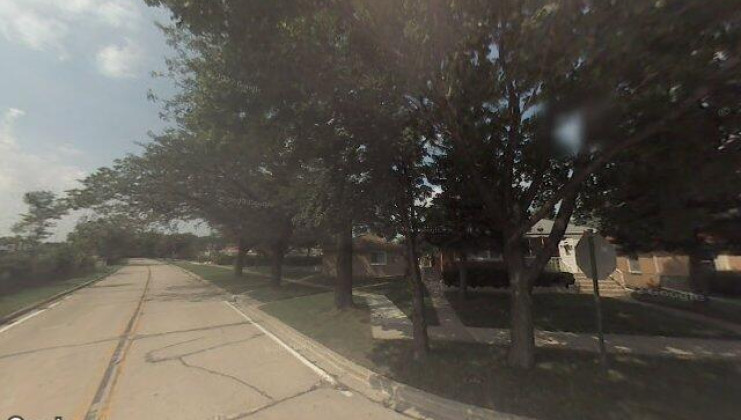 5010 sherwin ave, skokie, il 60077