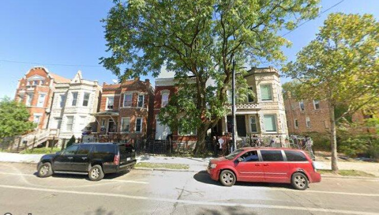 1617 s central park ave, chicago, il 60623