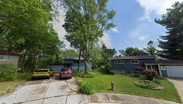 115 thorndale ct, streamwood, il 60107