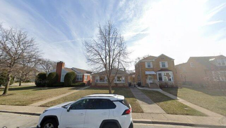 6451 n trumbull ave, lincolnwood, il 60712