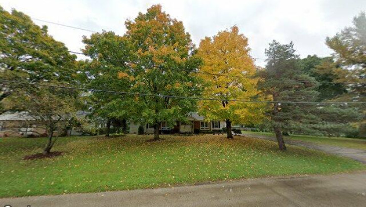 43 pine ct, crystal lake, il 60014