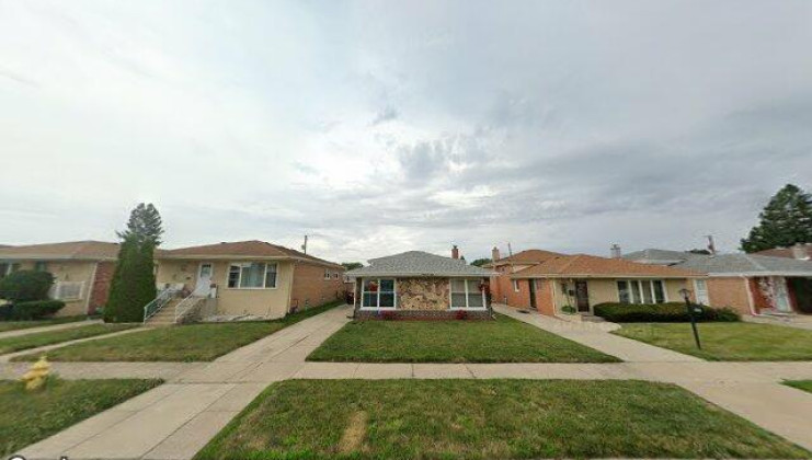 402 calhoun ave, calumet city, il 60409