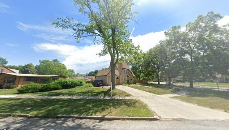 12057 greenwood ave, blue island, il 60406