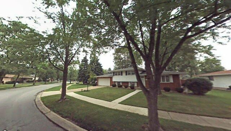 2804 190th st, lansing, il 60438