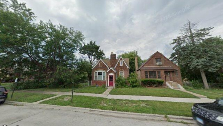 14104 s michigan ave, riverdale, il 60827