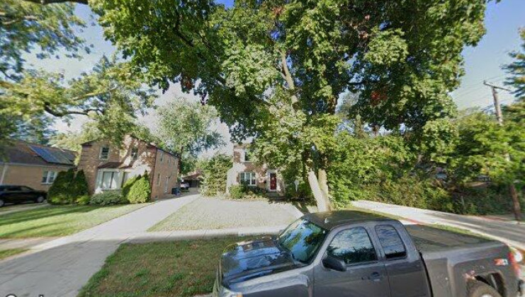 1632 ash st, des plaines, il 60018