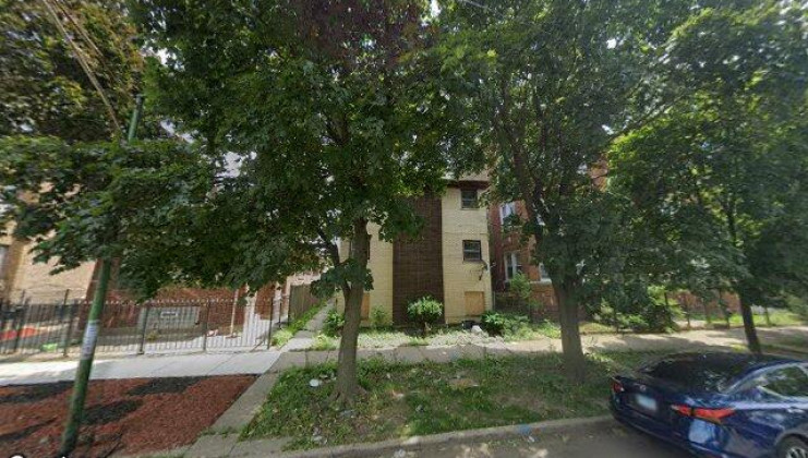 8045 s carpenter, chicago, il 60620