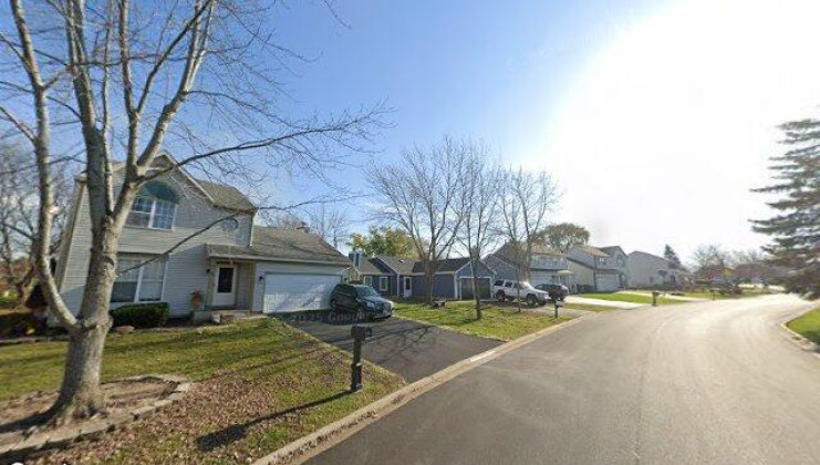1890 carl dr, round lake beach, il 60073