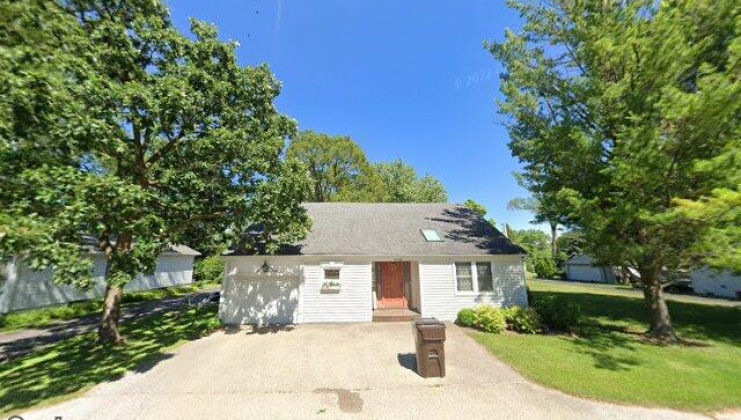 8902 roland dr, barrington, il 60010
