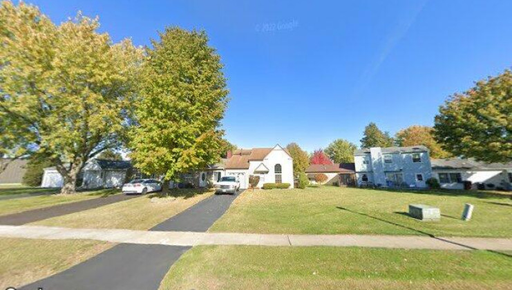 1131 pond point rd, woodstock, il 60098