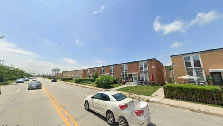 1845 pine ct, des plaines, il 60018