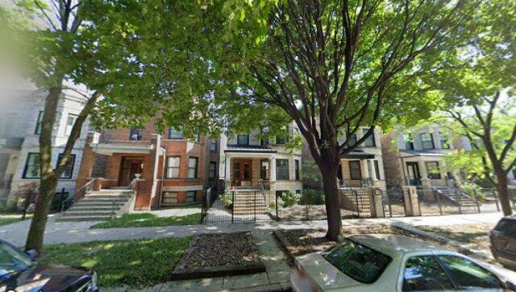 1325 w cornelia ave, chicago, il 60657