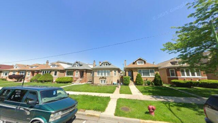 5830 w roscoe st, chicago, il 60634