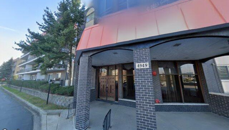 4949 golf rd unit 105, skokie, il 60077