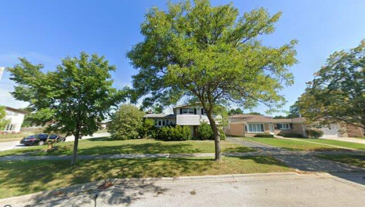 7636 beckwith rd, morton grove, il 60053