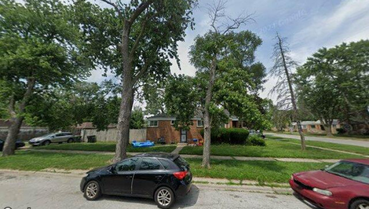 14248 woodlawn ave, dolton, il 60419