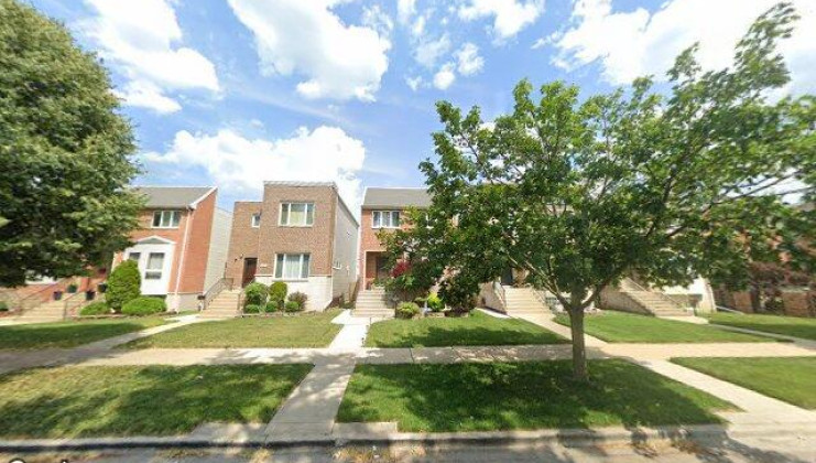 8615 s parnell ave, chicago, il 60620
