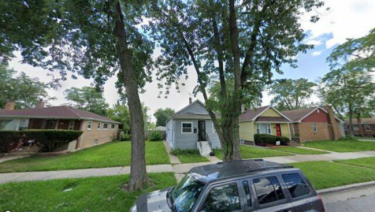 1113 w 123rd st, calumet park, il 60827