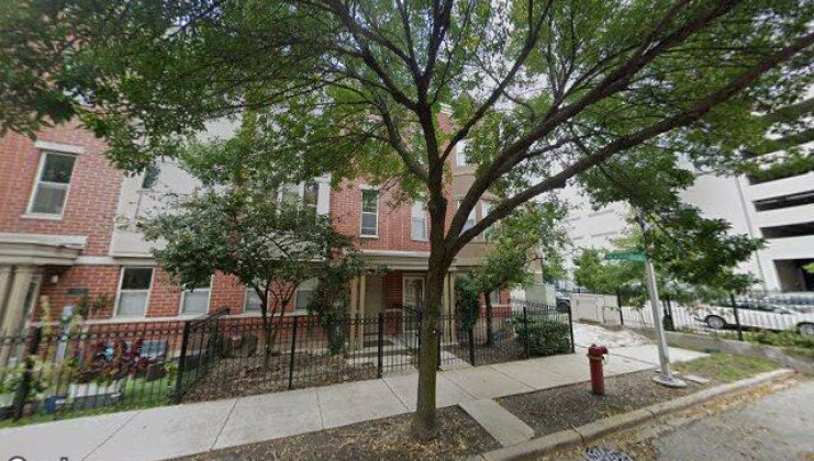 1333 n burling st unit b, chicago, il 60610