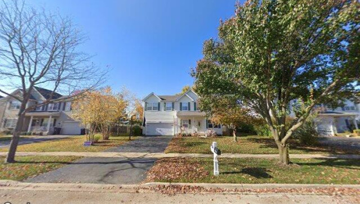 854 crabapple dr, crystal lake, il 60014