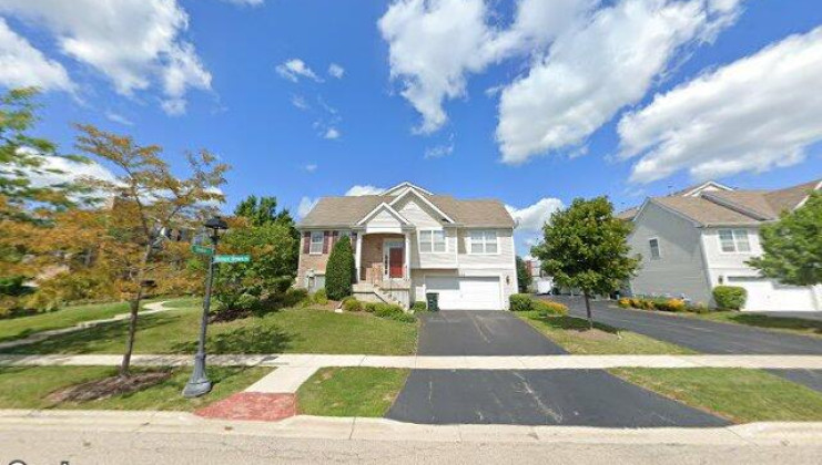 524 richard brown blvd, volo, il 60073