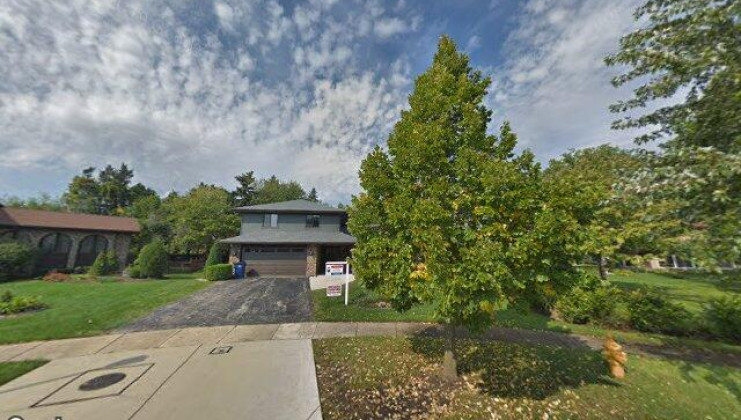 1140 w gramercy ln, addison, il 60101