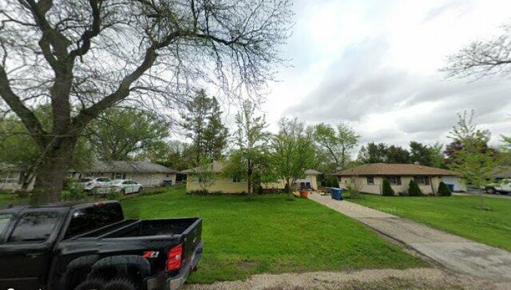 387 california ave, aurora, il 60506