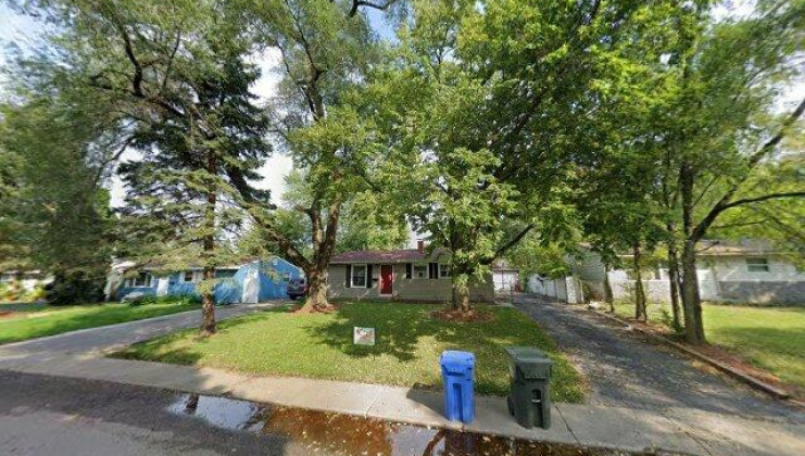 219 harrison st, carpentersville, il 60110