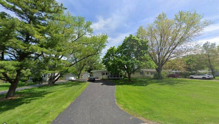70 charity ln, bristol, il 60512