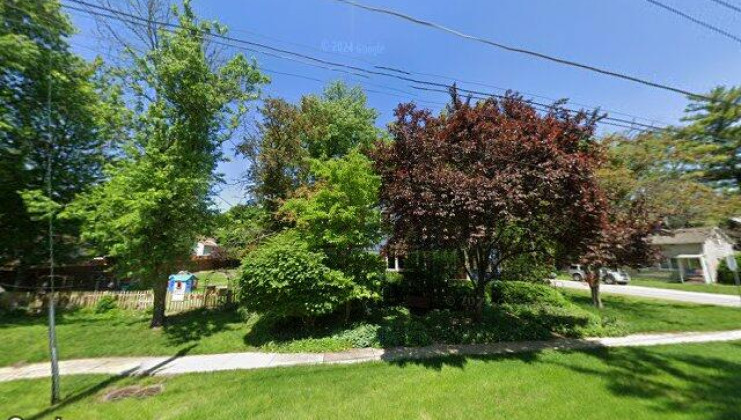 305 s madison st, oswego, il 60543