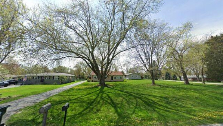 6 orchard ave, oswego, il 60543