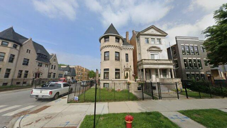 4758 s king dr apt 4, chicago, il 60615