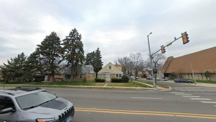 4601 saintt charles rd, bellwood, il 60104