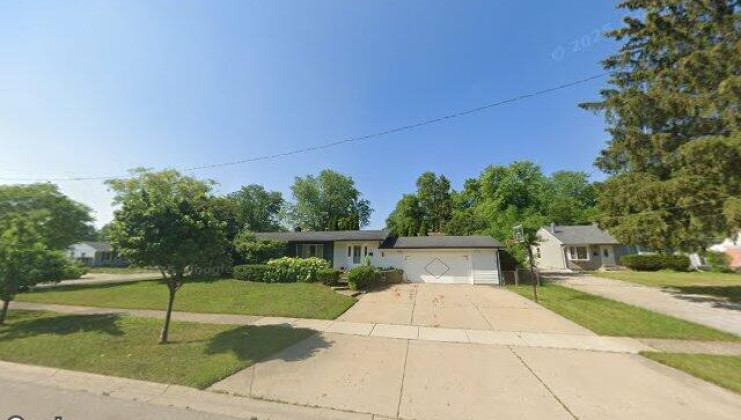 8 frances ct, buffalo grove, il 60089