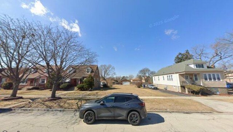 9524 s california ave, evergreen park, il 60805