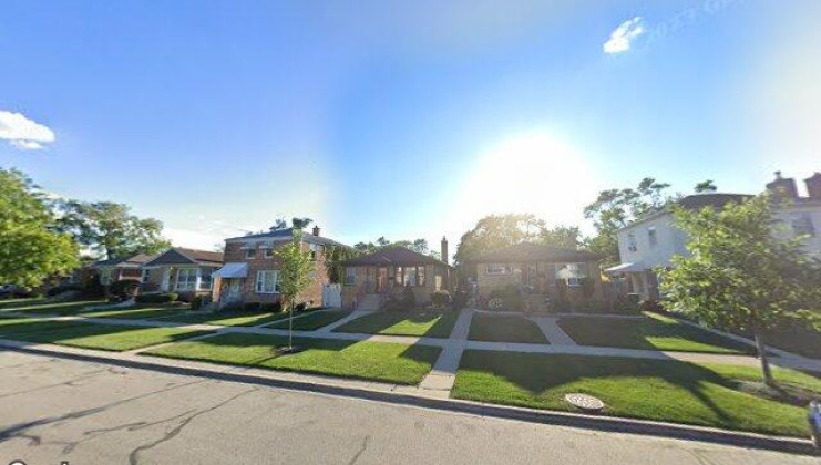 708 newcastle ave, westchester, il 60154