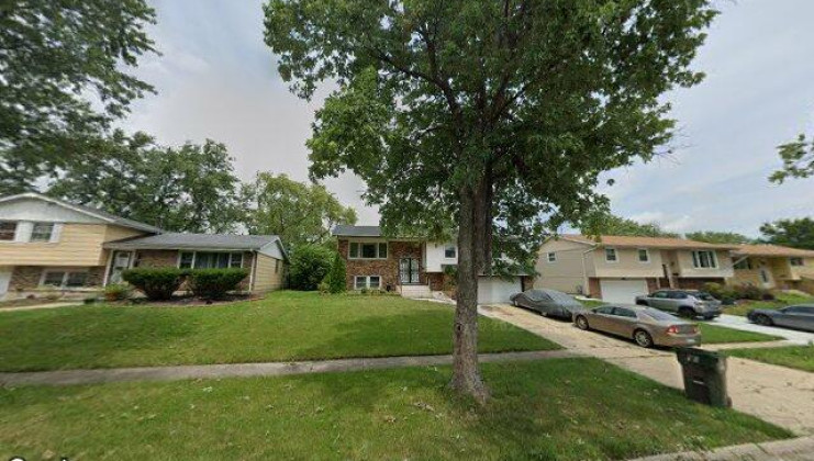 3426 birchwood dr, hazel crest, il 60429