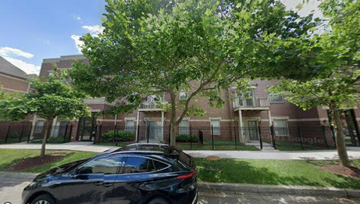 817 e 41st st unit 2a & p47, chicago, il 60653
