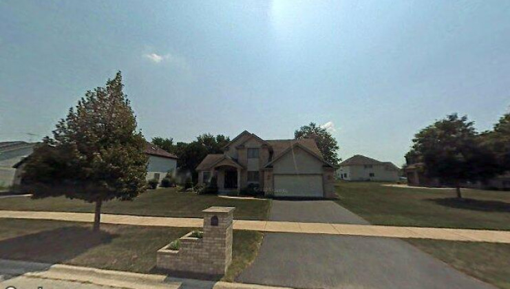 615 larkspur ln, matteson, il 60443