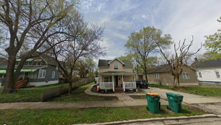 323 s joliet st, joliet, il 60436