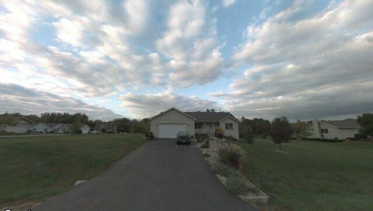 8916 burton rd, wonder lake, il 60097