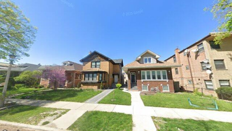 8 le moyne pky, oak park, il 60302