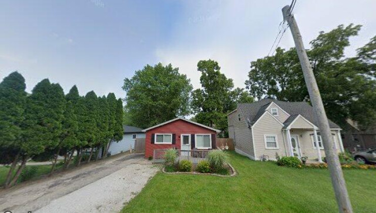 313 kenwood dr, round lake park, il 60073