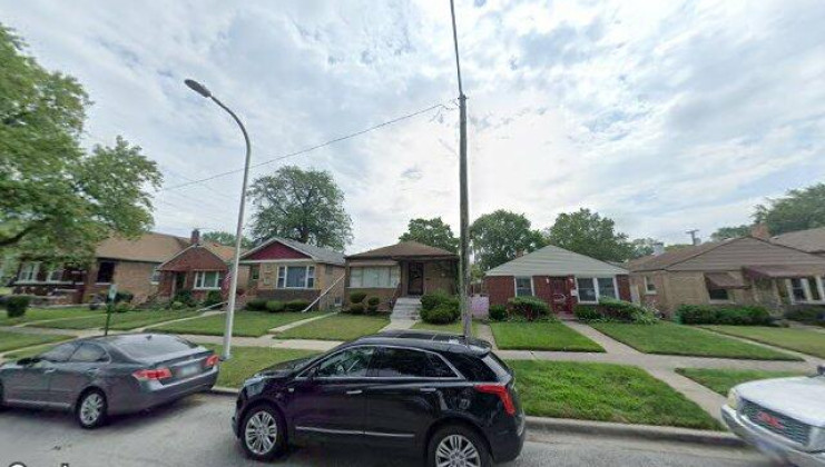 14207 s union ave, riverdale, il 60827