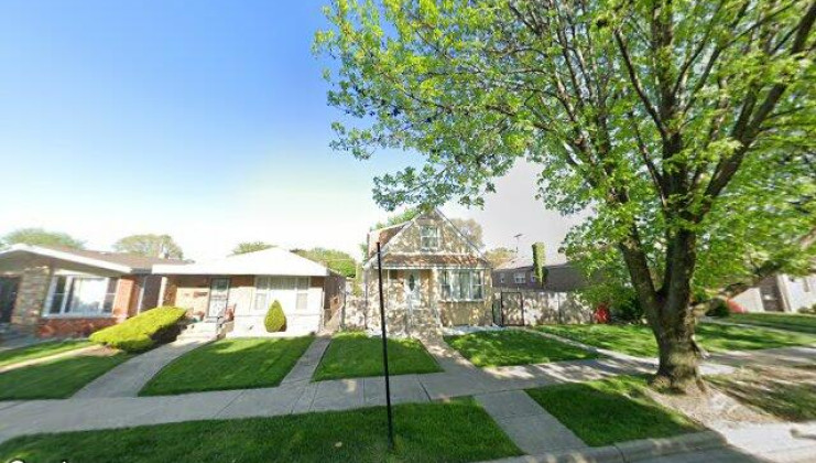 9043 s jeffery blvd, chicago, il 60617