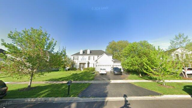 2892 mclellan blvd, yorkville, il 60560